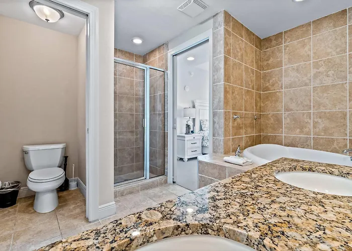Holiday home Luxurious With Pool Hot Tub & New Bedroom Furniture - Steps To The *