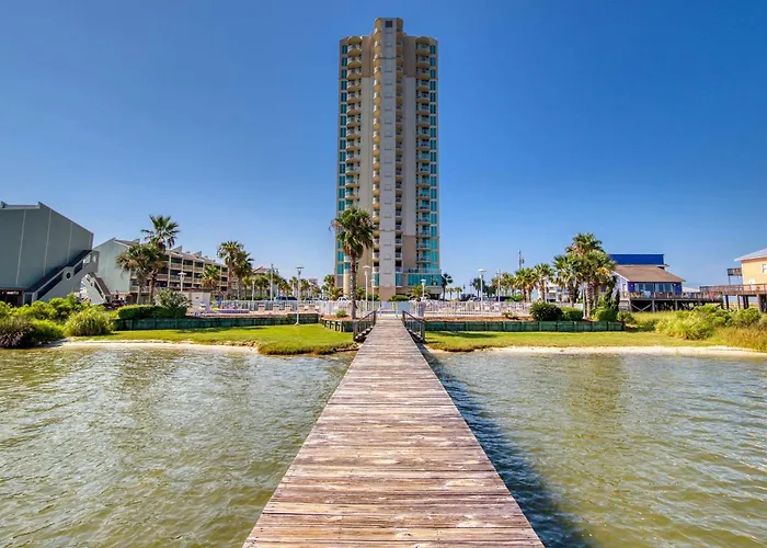 Luxurious With Pool Hot Tub & New Bedroom Furniture - Steps To The * Gulf Shores